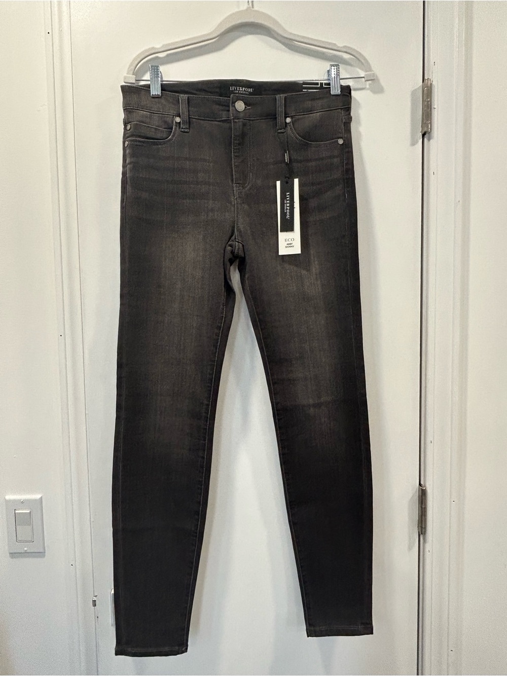 Liverpool Jeans Womens Skinny Stretch Jeans — Charcoal Black Wash